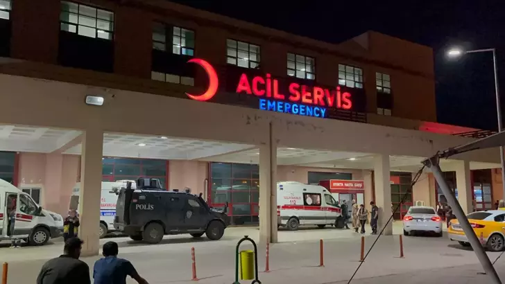 Diyarbakır’da Otomobile Silahlı Saldırı: 1 Ölü, 1 Yaralı