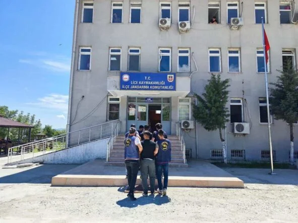 6d8999ca-8703-4c5b-ab96-a86b909480c9