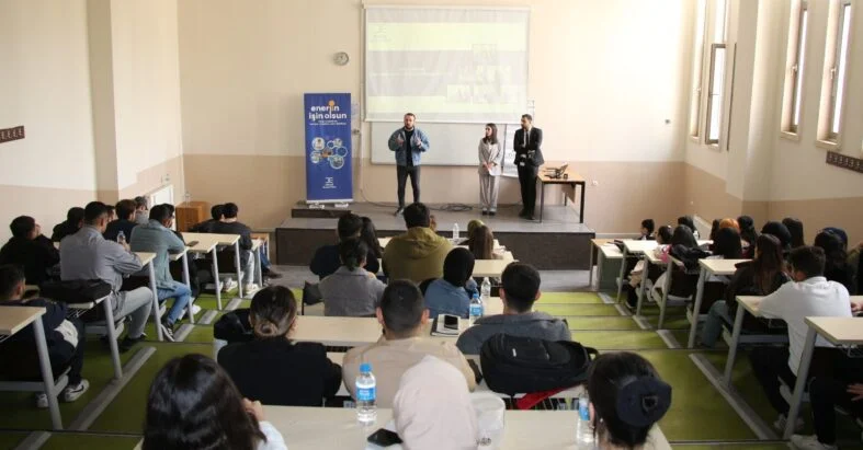 6c8cf1d2-4f17-499e-b9ee-4b2bbd4c73e3