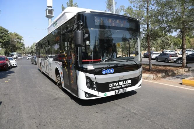 5d3d5696a8dd19d736f2d47ebf4f8a6d_XL