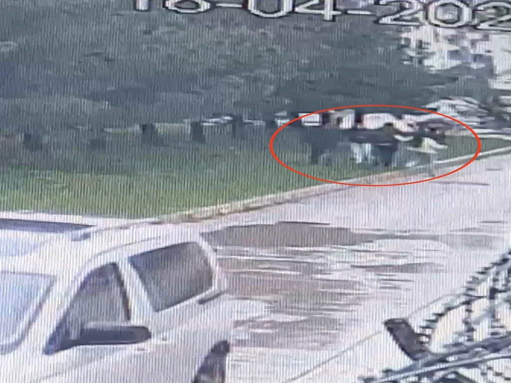 Üzerine Su Sıçratan Sürücünün Saldırısına Uğradı; O Anlar Kamerada