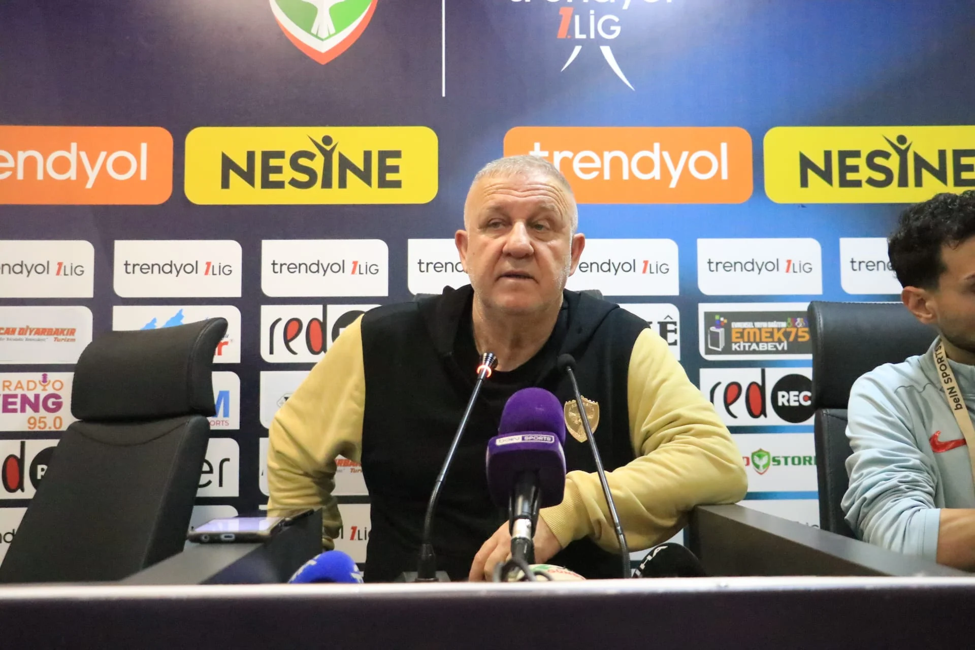 Amedspor’da Teknik Direktör Mesut Bakkal İle Yollar Ayrıldı