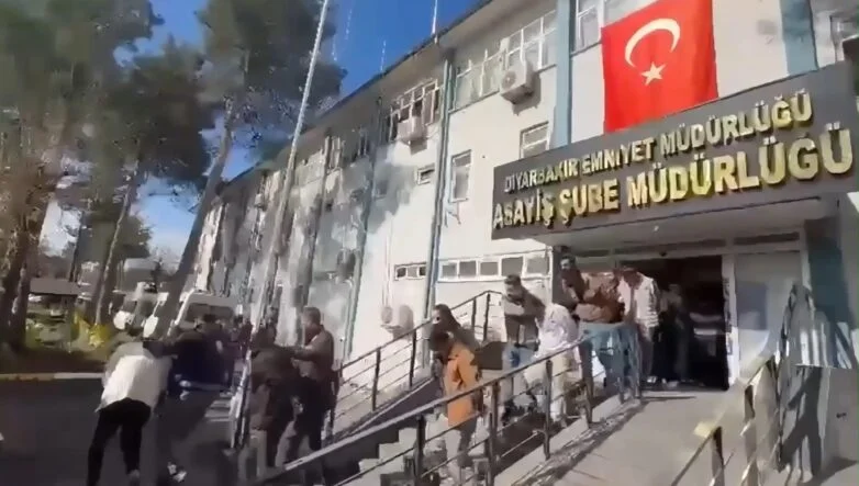 WhatsApp Video 2026-04-13 at 23.11.20.mp4_snapshot_01.00.130