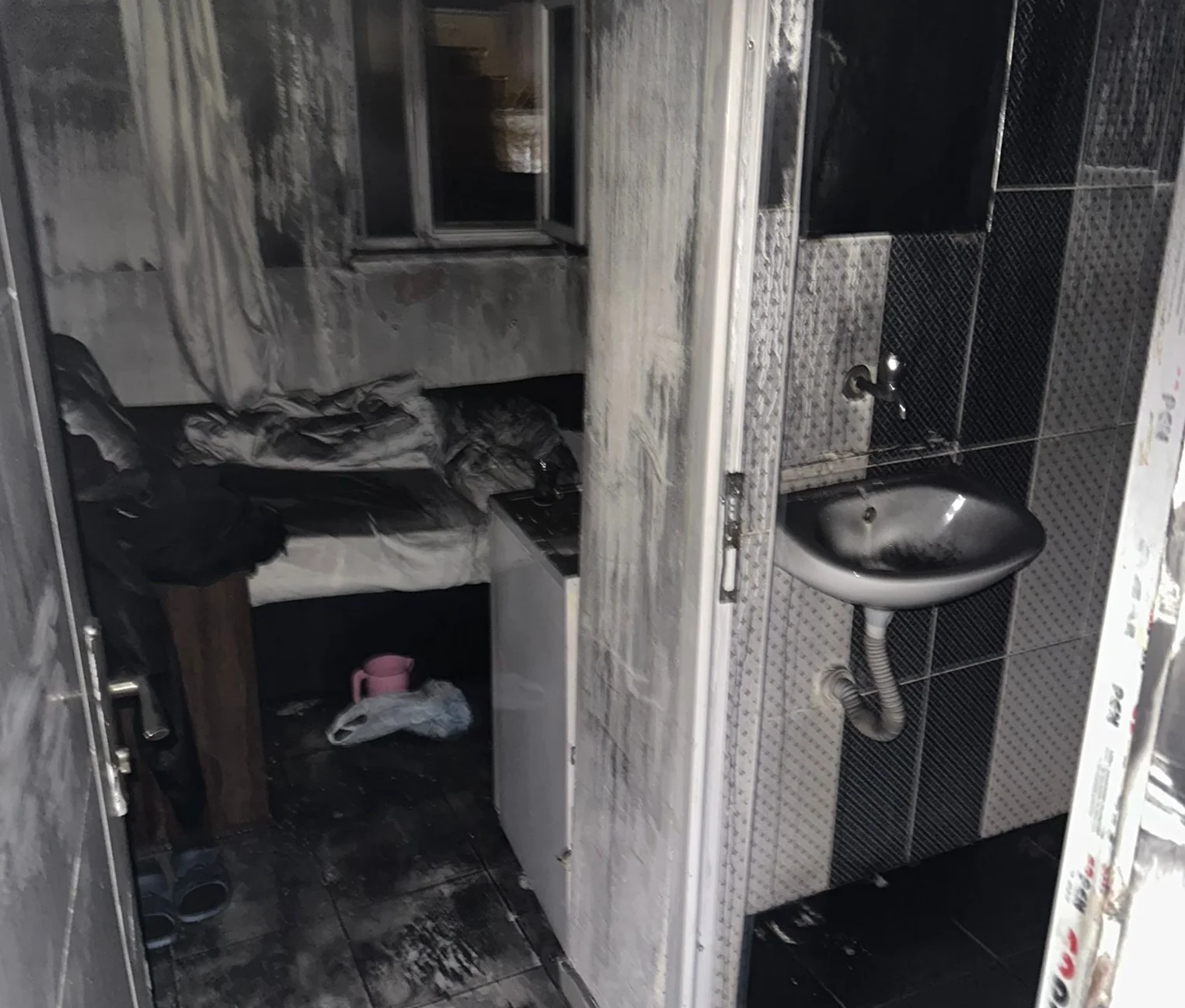 Diyarbakır’da Otel Yangınında Mahsur Kalan 3 Kişi Kurtarıldı