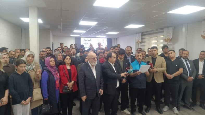 b7d9b433-f26d-4bdb-99b4-16fce7188347