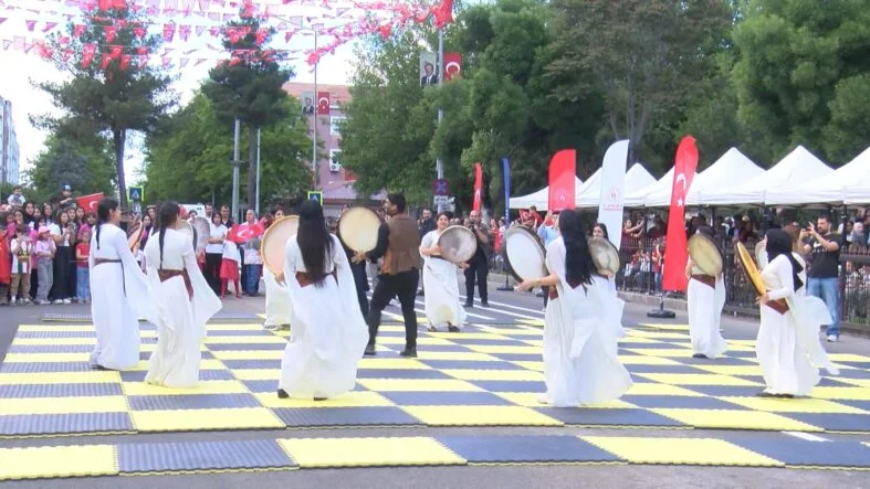 D.BAKIR 19 MAYIS.mp4_snapshot_02.42.789