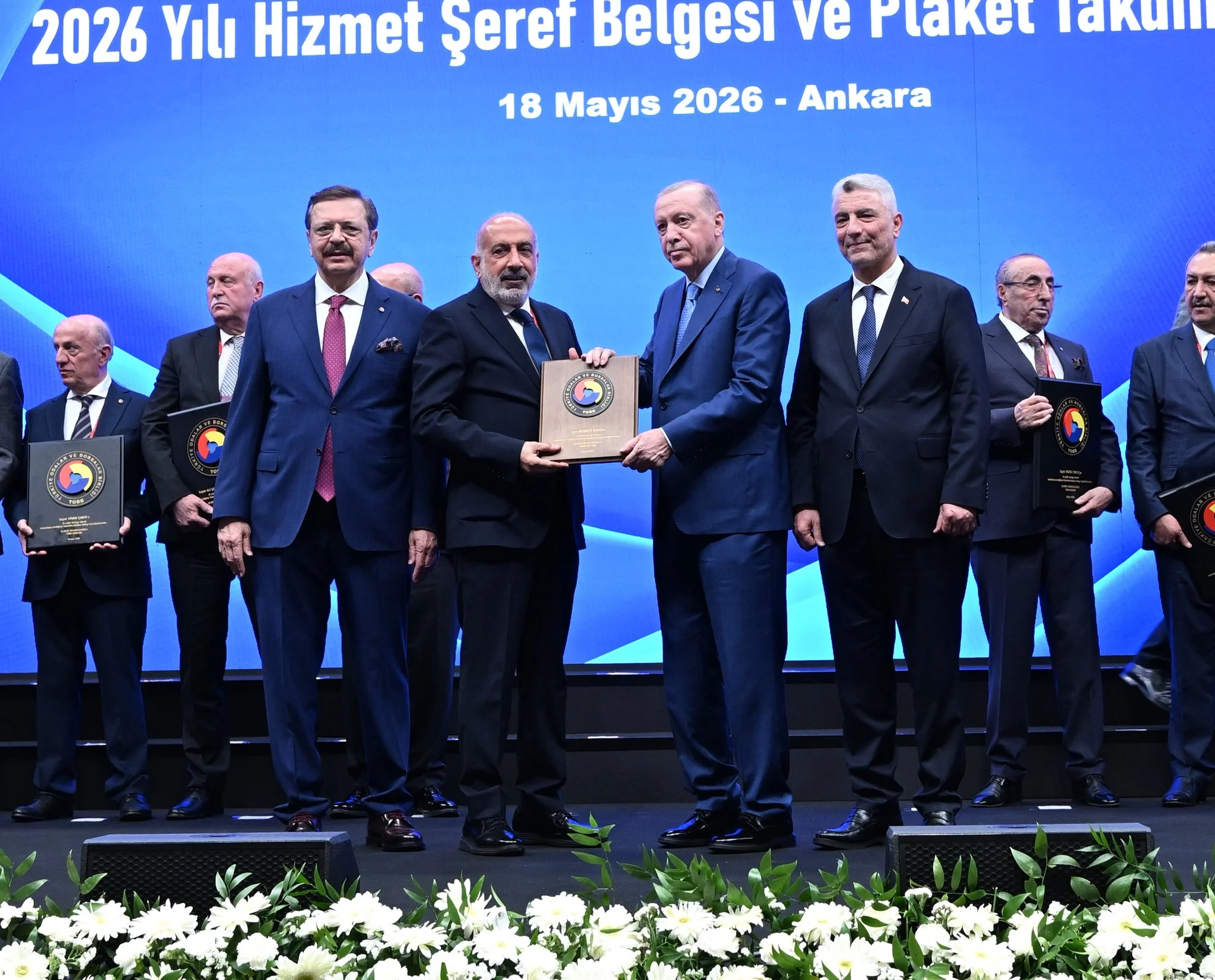 Cumhurbaşkanı Erdoğan’dan DTSO’ya Hizmet Şeref Belgesi