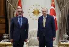 sırrı sakık