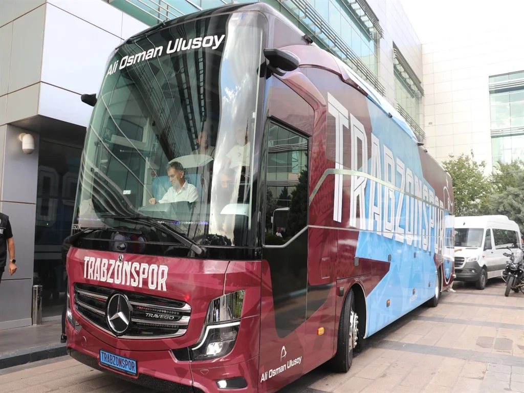 Amedspor’la Karşılaşacak Olan Trabzonspor Kafilesi Diyarbakır’a Ulaştı