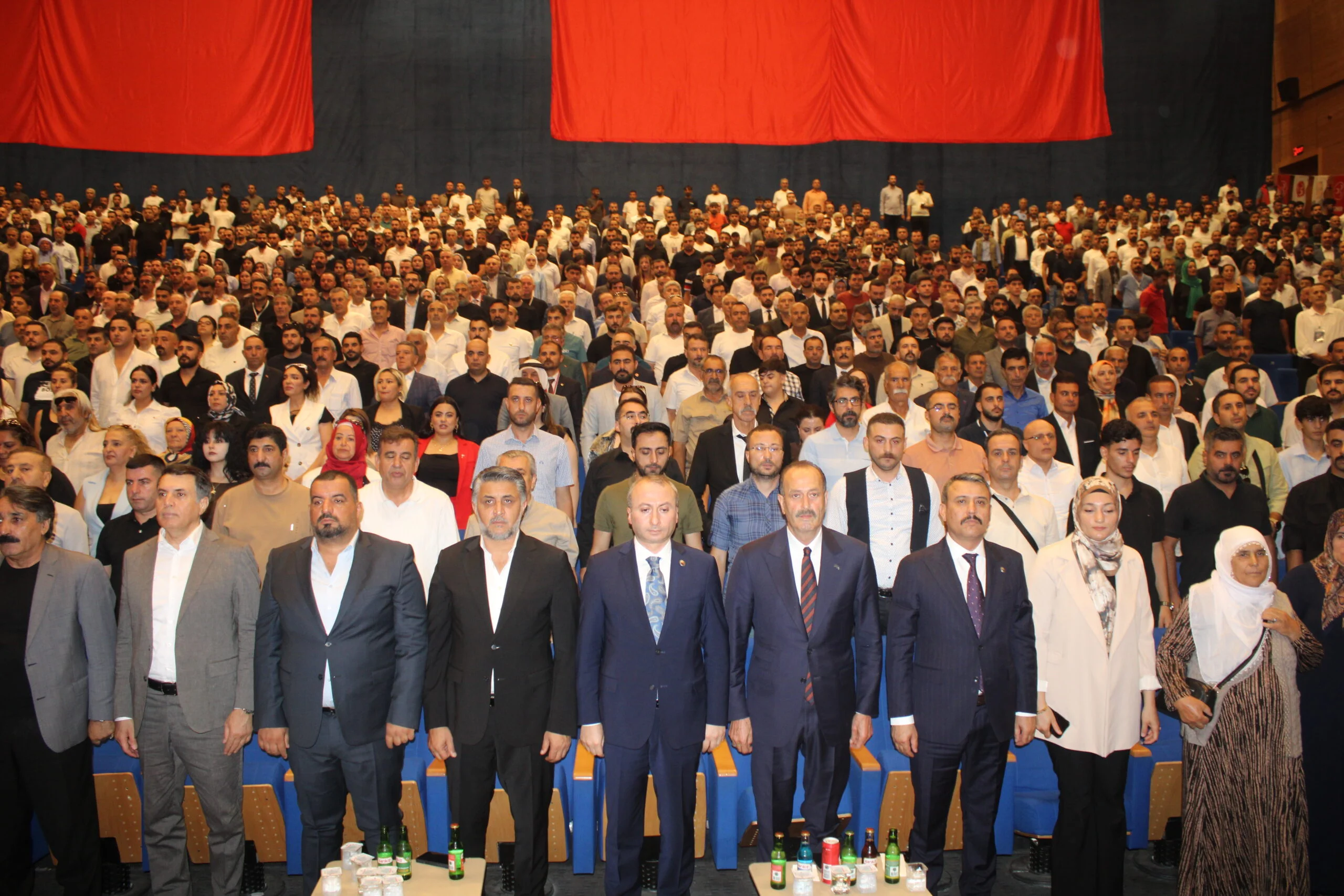 MHP Diyarbakır İl Kongresi Gerçekleşti, Özcoşkun Yeni İl Başkanı Seçildi