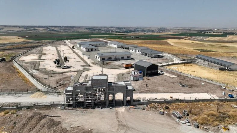 Diyarbakır’ın 588 Dönümlük Yeni Mezarlık Alanı Tamamlanıyor